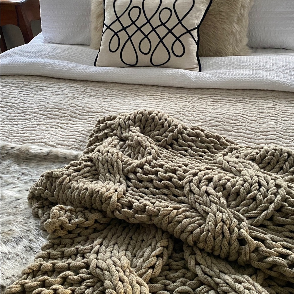 POTTERY BARN Colossal Handknit Throw / Lichen - Picture 10 of 10